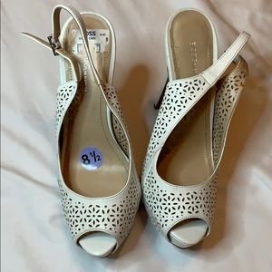 BCBG heels size 8